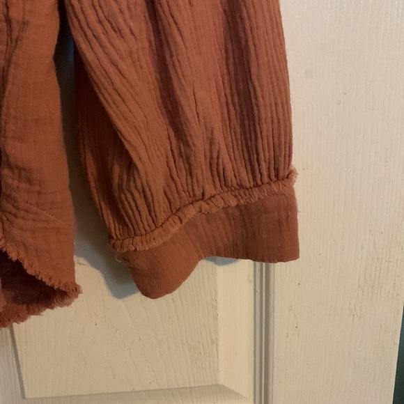 FabuPlus Linen Jacket/shirt with snaps and raw edge collar and sleeve - Mauve - Picture 3 of 7